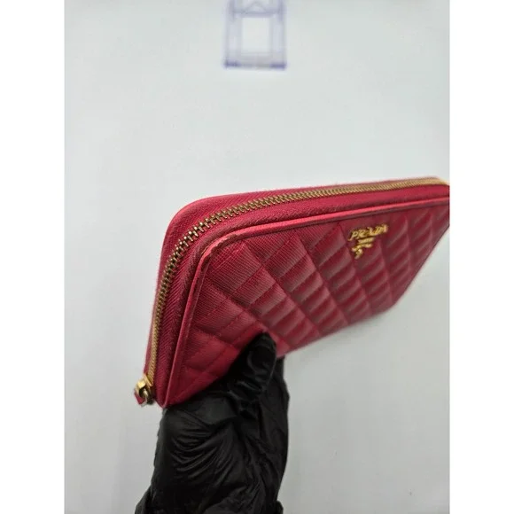 PRADA Milano fuchsia Quilted Zip Around Continental Wallet Ladies Authentic - Picture 9 of 14